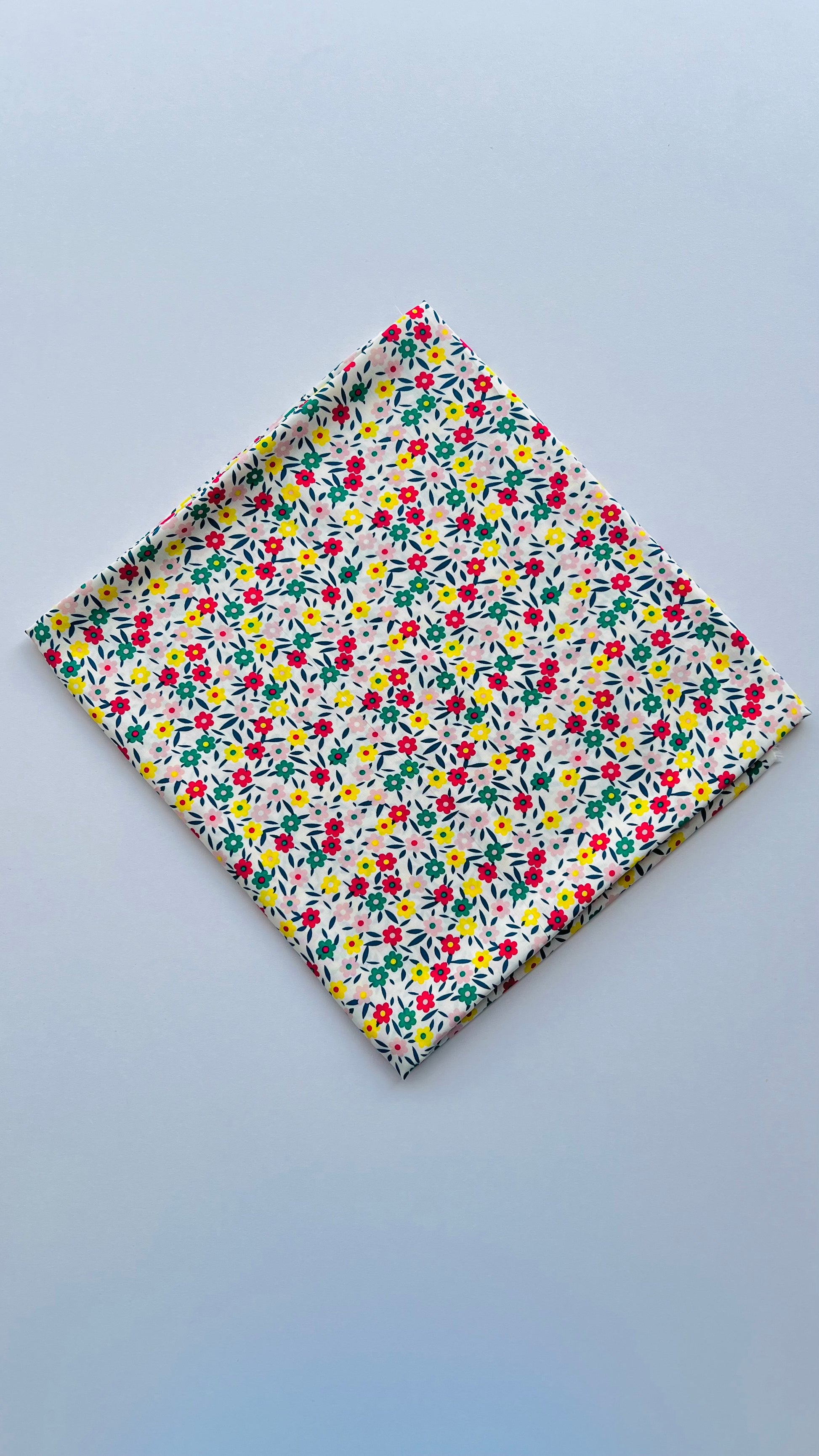 GOURMAND Floral Swiss-e3370