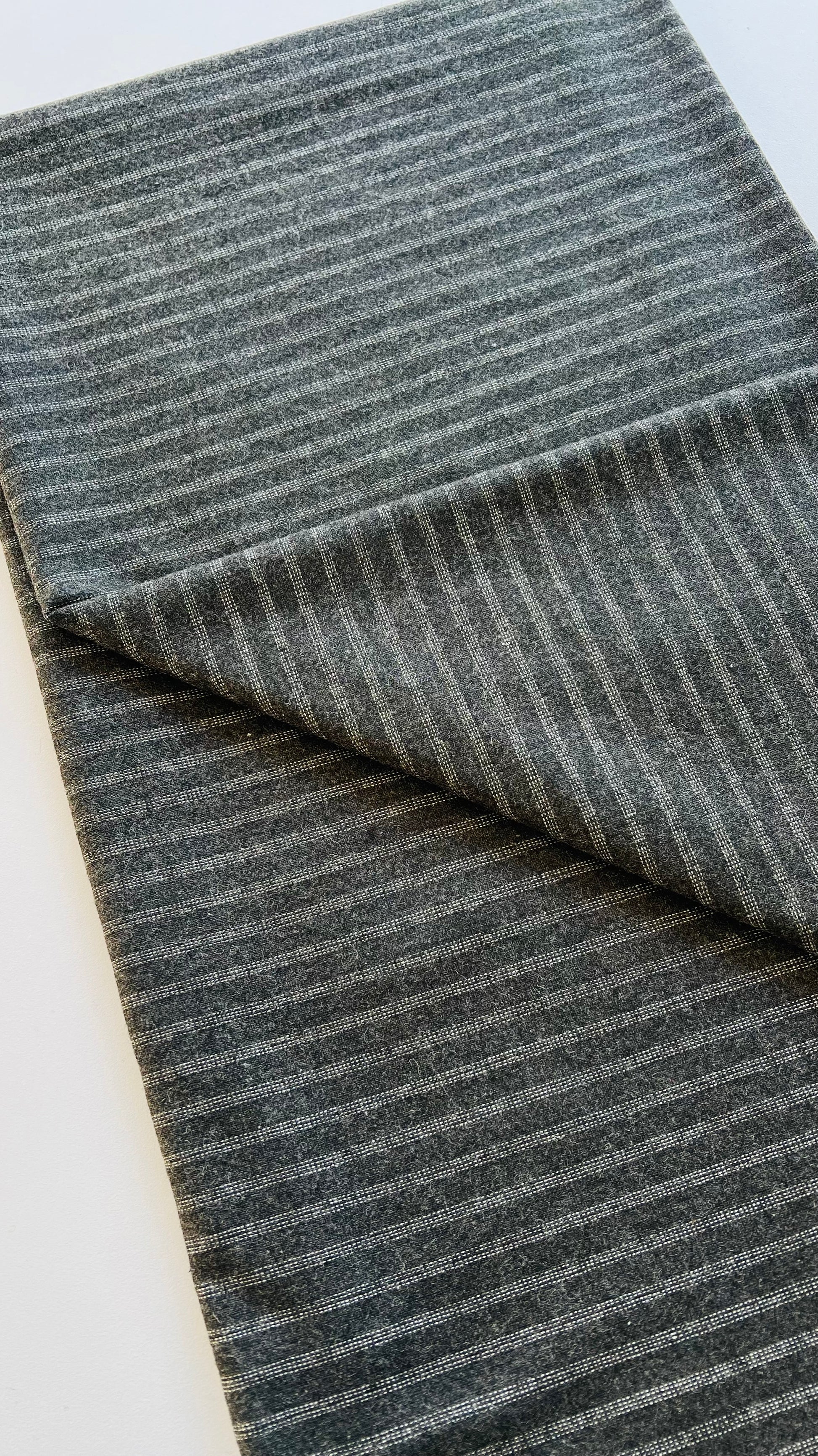 Cashmere Wool-2pc Suit-DT824