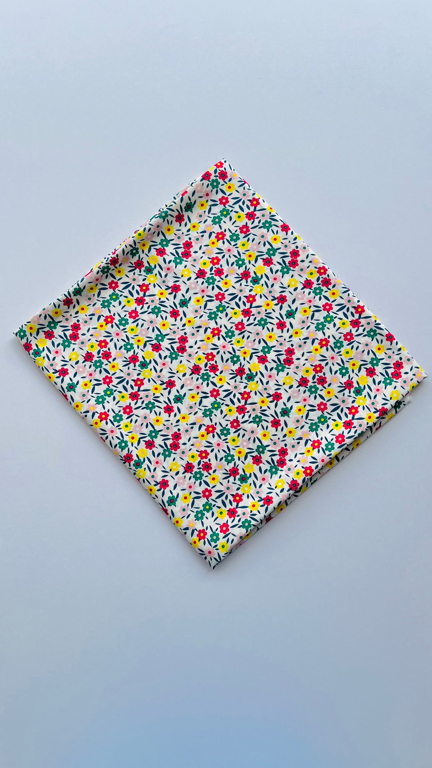 GOURMAND Floral Swiss-e3370