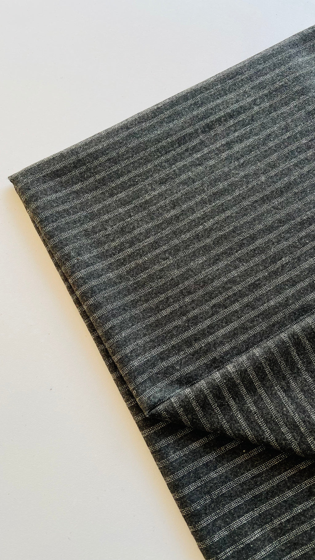 Cashmere Wool-2pc Suit-DT824