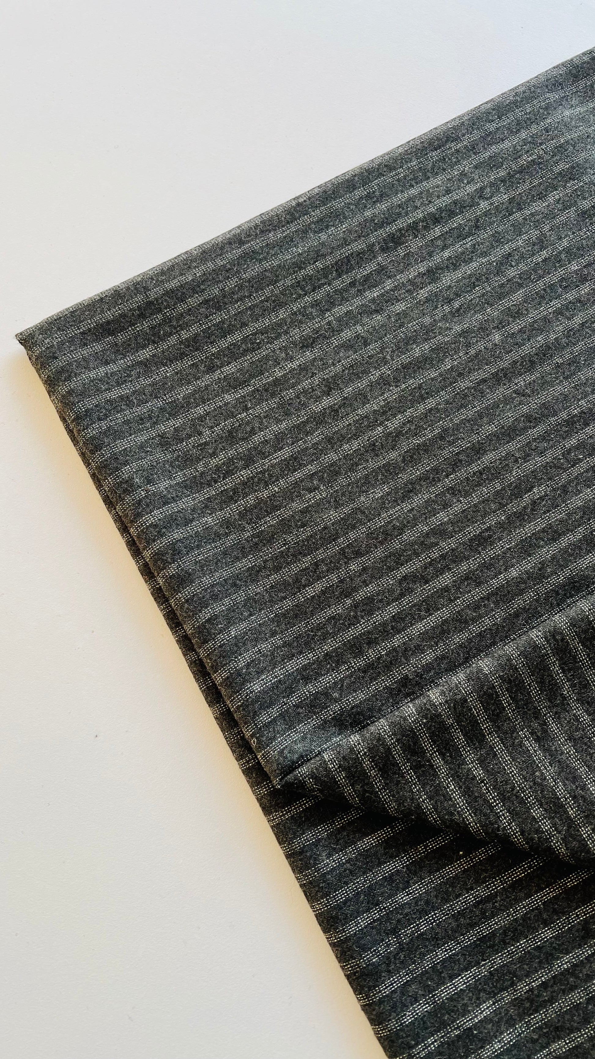 Cashmere Wool-2pc Suit-DT824