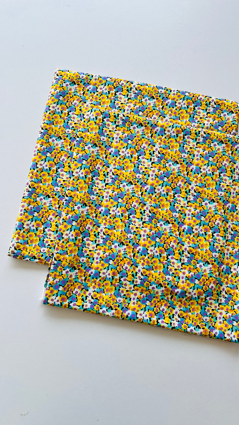 DAFFODILS I I Turkish Cambric-2pc Suit-D87241