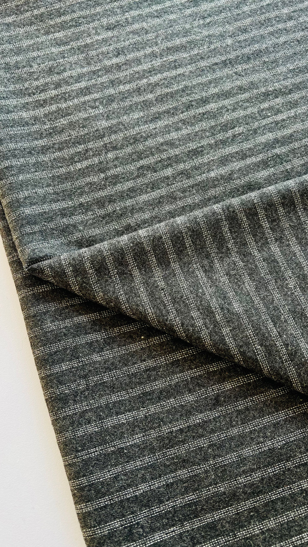 Cashmere Wool-2pc Suit-DT824